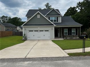 39 Yaupon Cir, Spring Lake, NC 28390