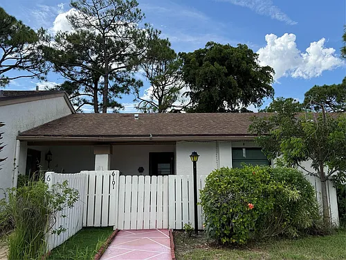 6101 Woodlake Blvd Photo 1