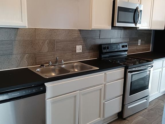 2nd image of 1020 Prospect Ave #10798217