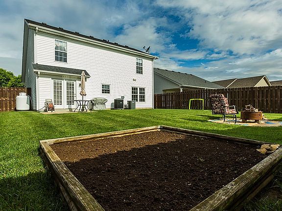 3rd image of 2516 Langstane Ln