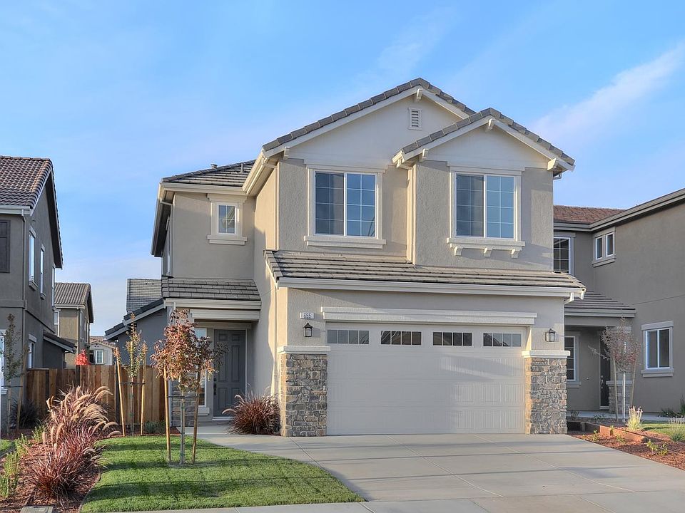 1st image of 655 Saint James Dr