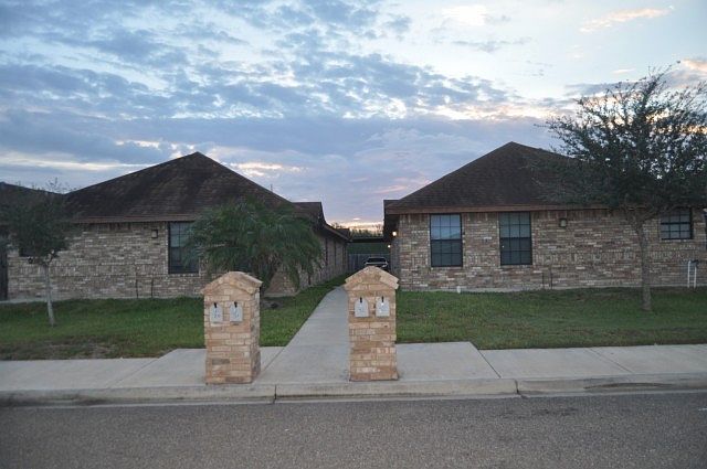 1st image of 708 S Logan Dr