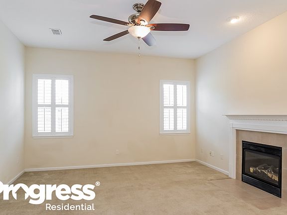 3rd image of 8426 Candlewood Cove Trl