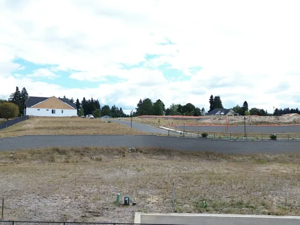 1808 N 41st Pl, Ridgefield, WA 98642