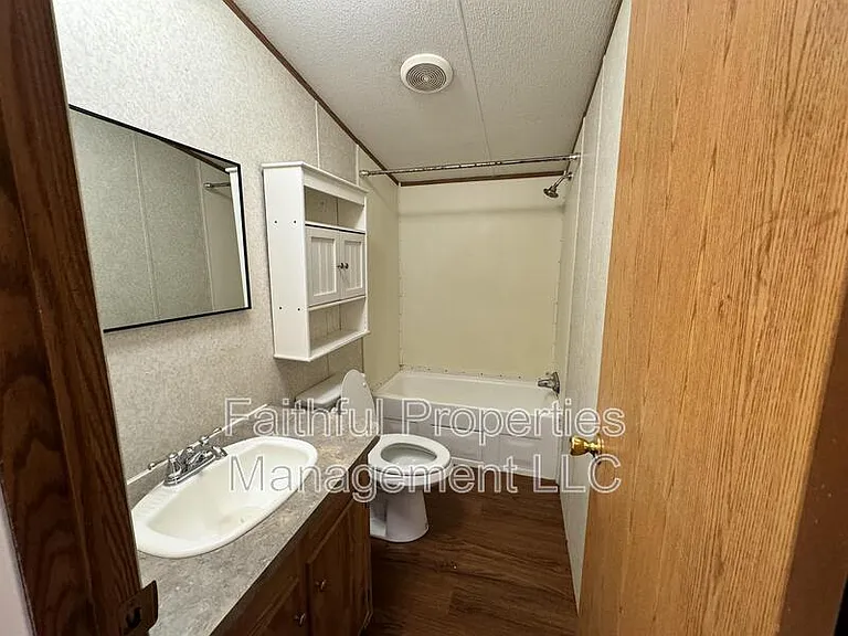 10323 County Road 2301 — Photo 5