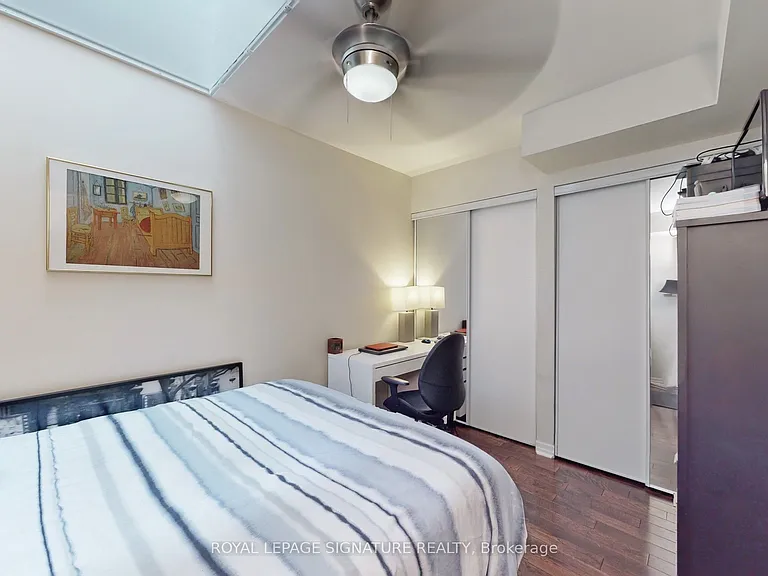 6 Wellesley Pl #42 — Photo 12