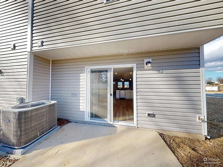 1341 Luke Ln — Photo 13