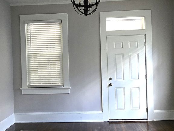 3rd image of 2243 E Lake Rd NE #B
