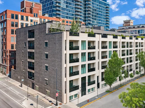 236 S Green St #Penthouse, Chicago, IL 60607