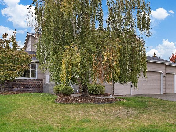 3rd image of 23221 E Colony Ct