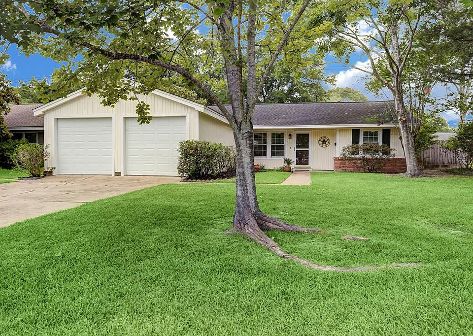 1st image of 4626 Kingfisher Dr