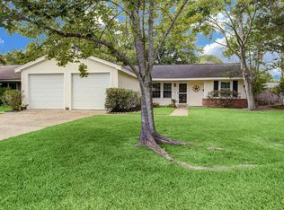 4626 Kingfisher Dr, Houston, TX 77035