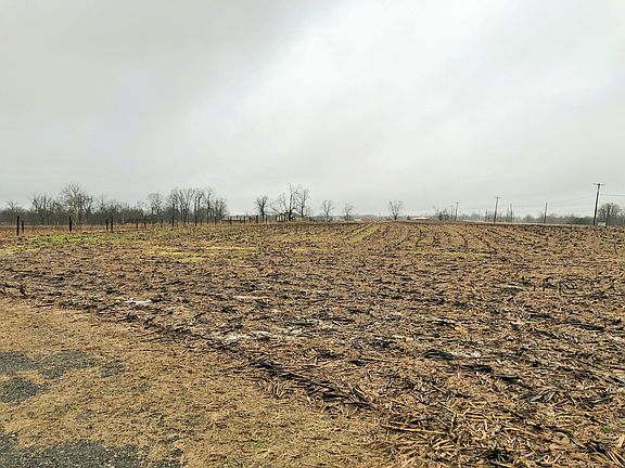 4th image of 1559 Highway 421 N