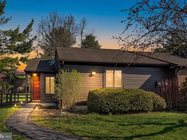 1901 Village Rd, Orwigsburg, PA 17961