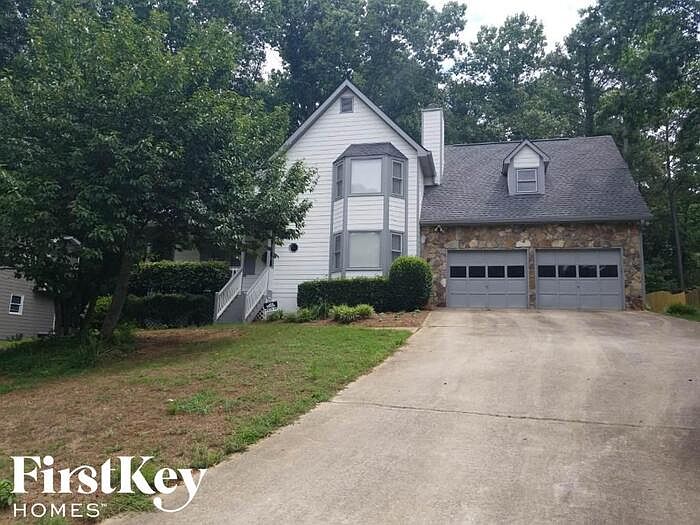 1st image of 1951 Fernwood Dr