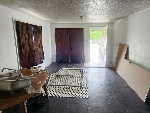 2nd image of 7309 Lockwood Dr