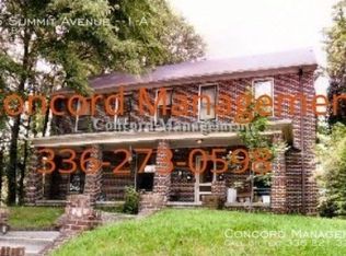 515 Summit Ave APT 1A, Greensboro, NC 27405