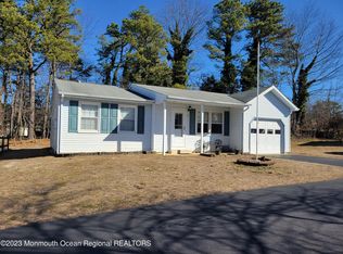 8 Hampshire Ln #72, Manchester Township, NJ