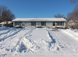 21 Ems W25 Ln, North Webster, IN 46555