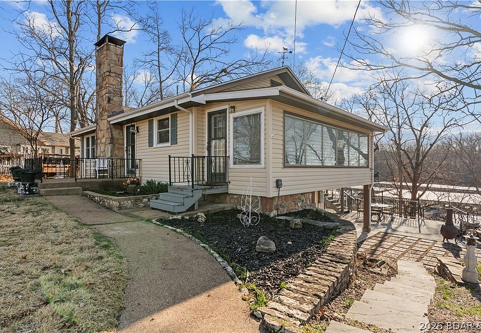 1st image of 90 Arrowhead Beach Rd