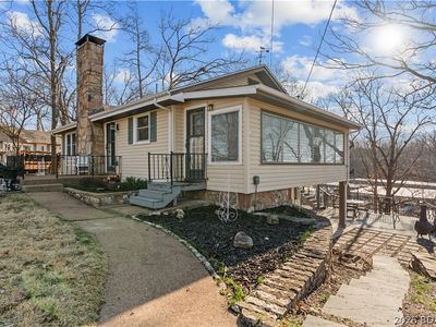 90 Arrowhead Beach Rd, Lake Ozark, MO, 65049