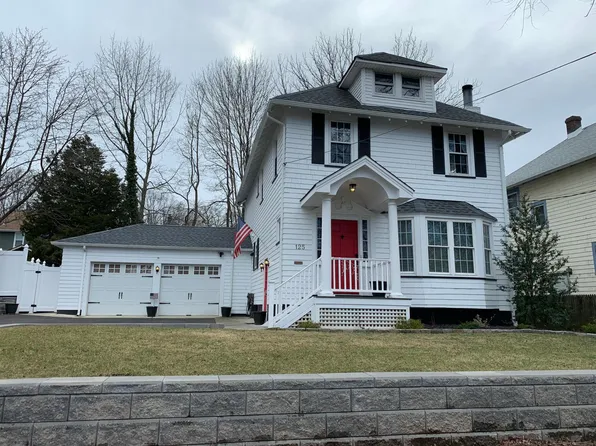 125 Daniel Ave, Rutherford, NJ 07070