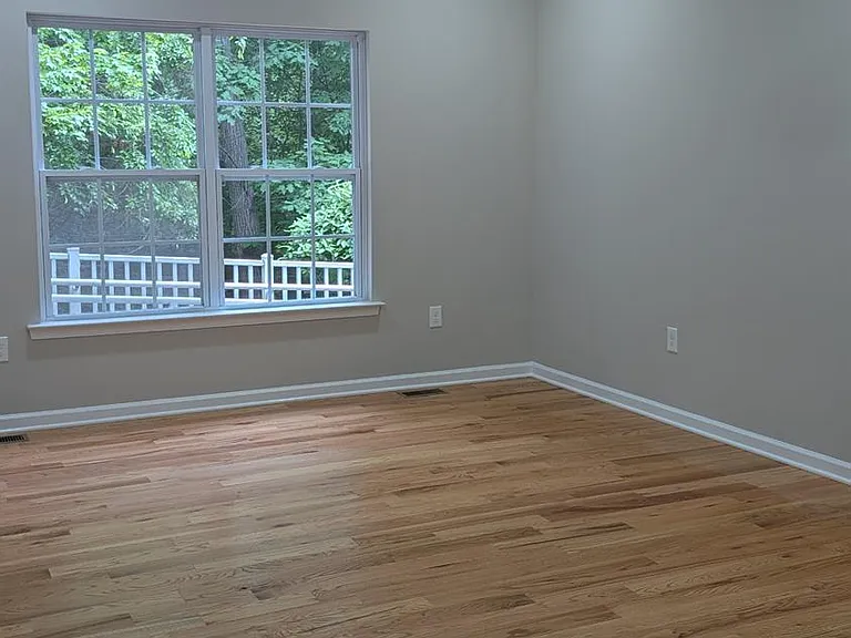 120 Forest Dr — Photo 10
