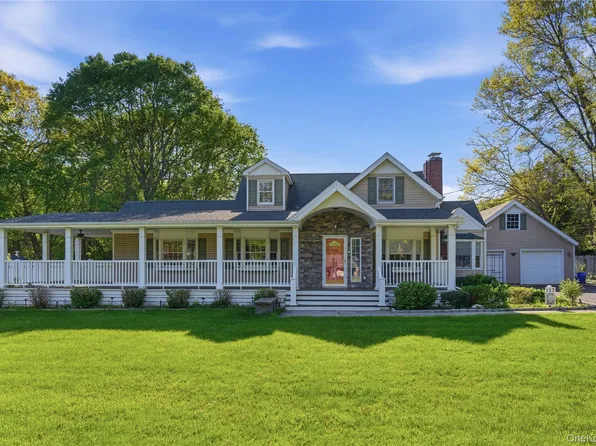 137 Wells Road, Northport, NY 11768