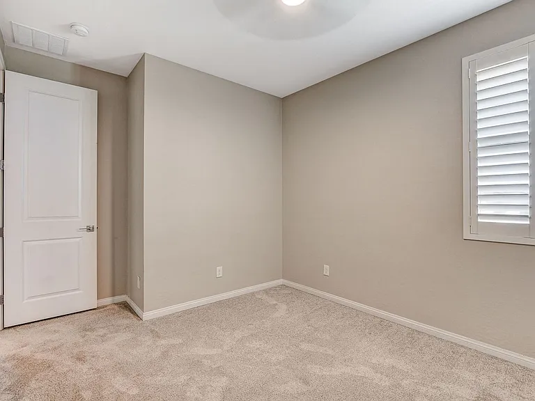 4124 Elegant Chateau St — Photo 45
