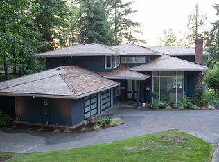 9413 SE 70th Pl, Mercer Island, WA 98040