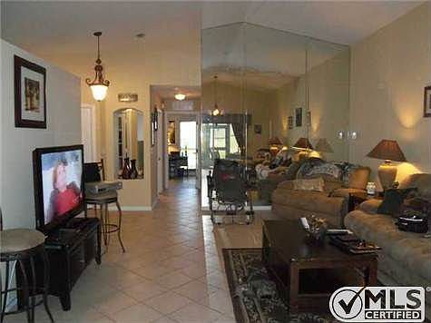 5th image of 260 SW Lake Forest Way