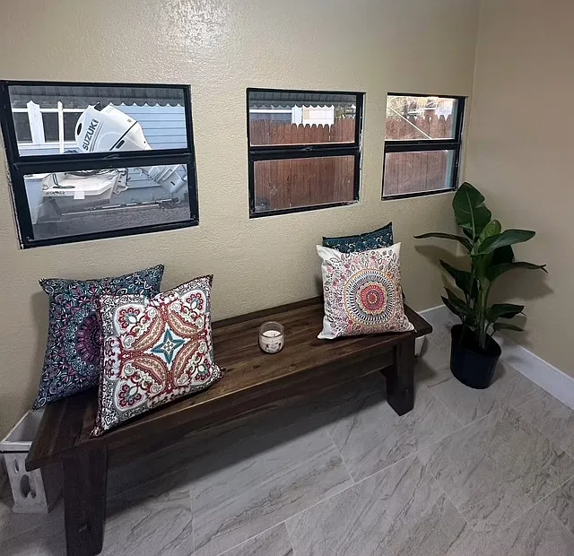 2 bed, 800 sqft, $2,700 — Photo 2