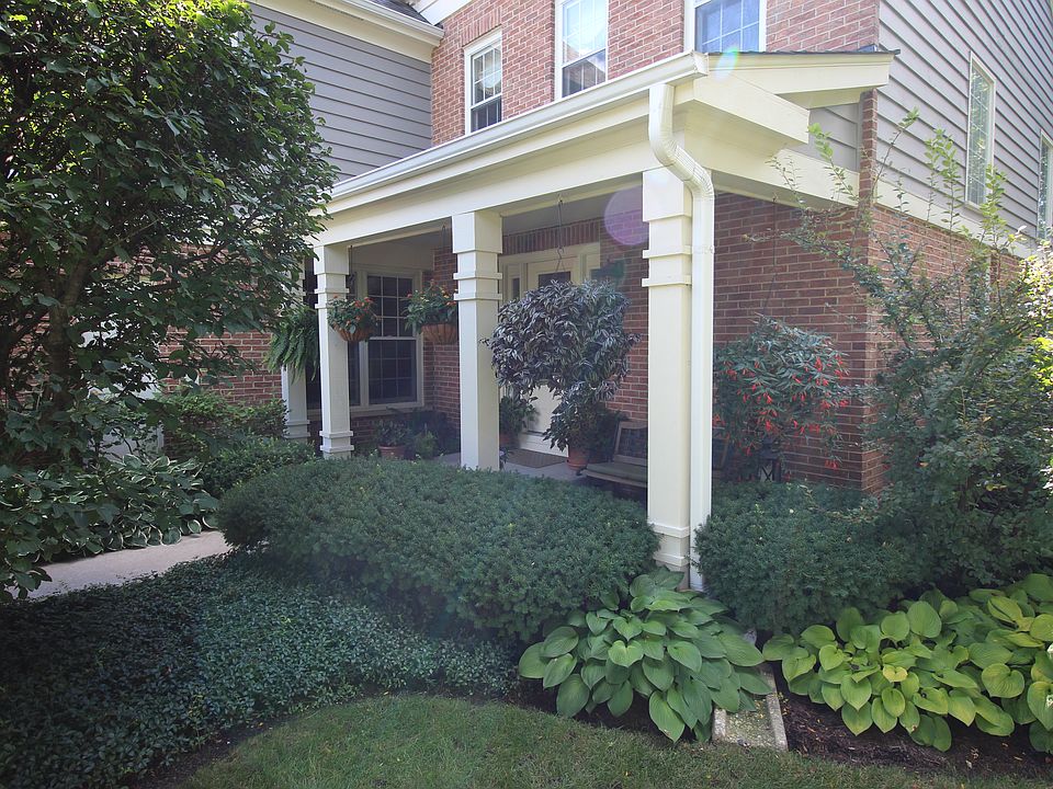 1st image of 104 Cornell Ct
