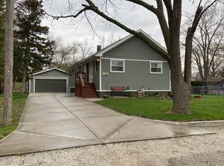 121 E Michigan Rd, New Lenox, IL 60451