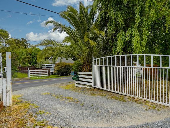 3rd image of 1891 Indian Valley Road