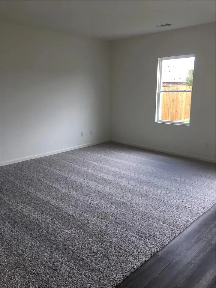 4 bed, 2094 sqft, $2,475 — Photo 4
