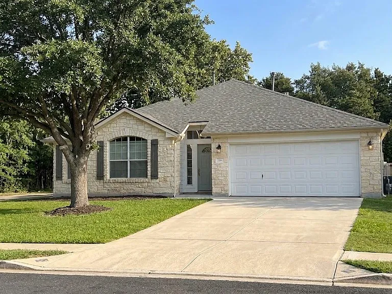 114 Newport Landing Pl — Photo 1