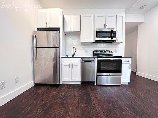 1st image of 301 W 130th St #L3