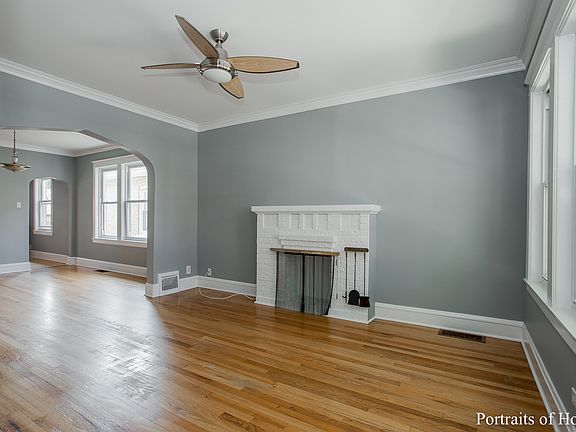 2nd image of 4765 N Karlov Ave