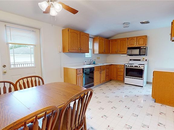 5th image of 7550 Key West Dr