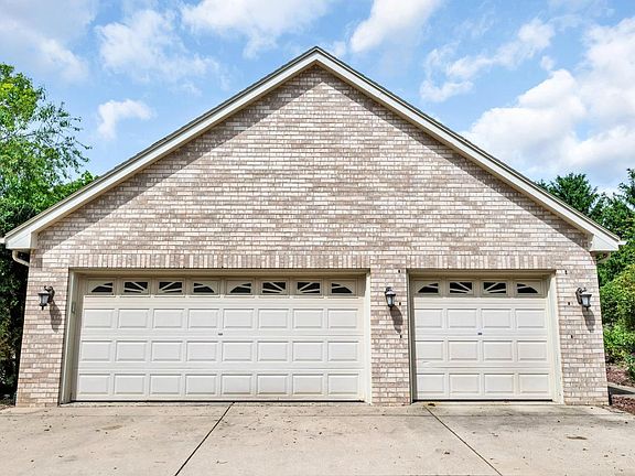 5th image of S86W32310 Elias COURT