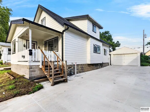 4309 S 13th St, Omaha, NE 68107