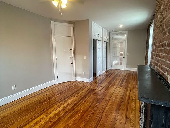 4th image of 101 Sussex St APT 4R