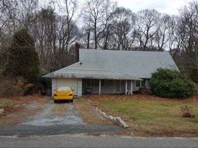 15 Lewis Ct, Huntington Station, NY, 11746