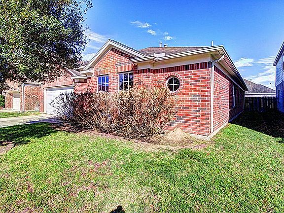 3rd image of 4818 Upland Dale Ct