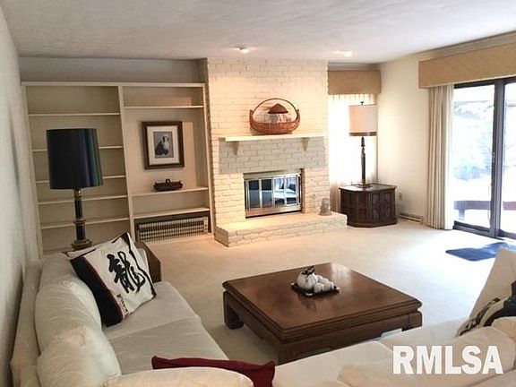 2nd image of 2824 32nd Avenue Dr