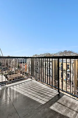 Rented by Compass | media 17