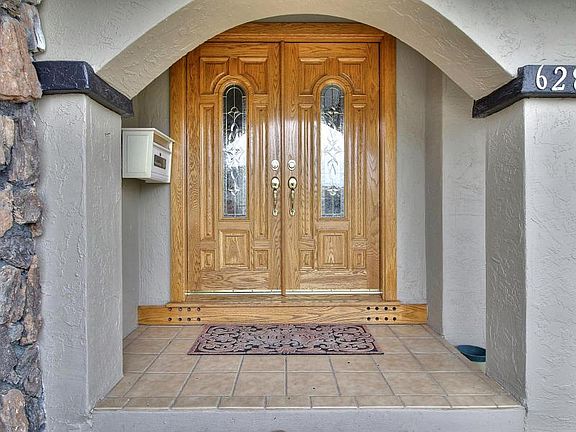 3rd image of 628 Galen Dr