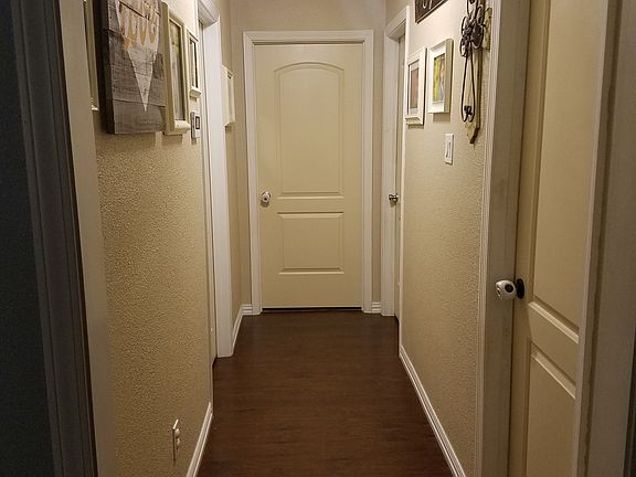 5th image of 808 S 6th St