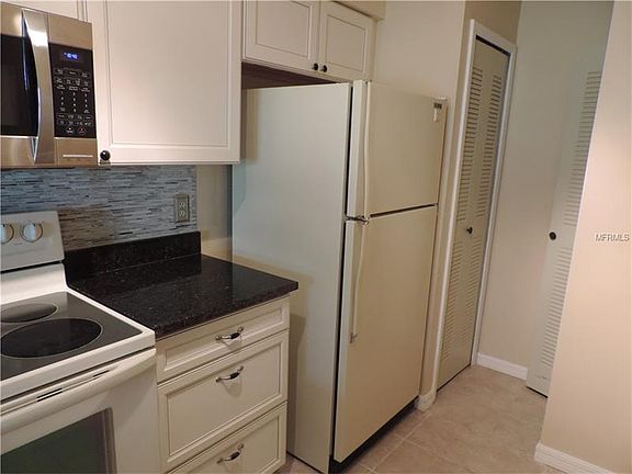 3rd image of 2936 S Semoran Blvd APT 102